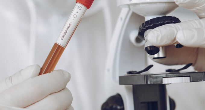 Varianta britanică a coronavirusului suferă mutaţii care preocupă cercetătorii în privinţa protecţiei oferite de vaccinurile create​ – Coronavirus