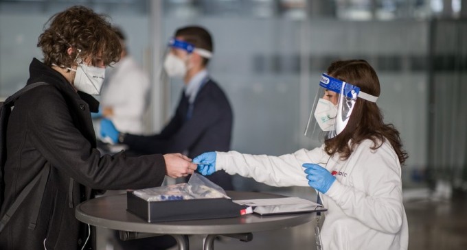 Germania se pregătește să introducă măsuri mai dure pentru persoanele nevaccinate anti-Covid / Accesul în restaurante și biserici ar putea fi restricționat – Coronavirus