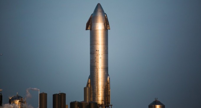 VIDEO „Fă-o mai ascuțită”: Elon Musk a dezvăluit că forma Starship a fost inspirată dintr-un film al lui Sacha Baron Cohen – International