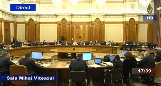Sâmbătă – ultima zi pe Buget 2021 în Comisiile reunite de buget-finanțe. Mii de amendamente nici măcar nu au fost citite de inițiatori, în primele două zile – Finante & Banci