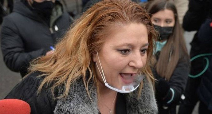 Tensiuni în AUR.Diana Șoșoacă a fost exclusă din grupul senatorial,”din partid n-a făcut parte”