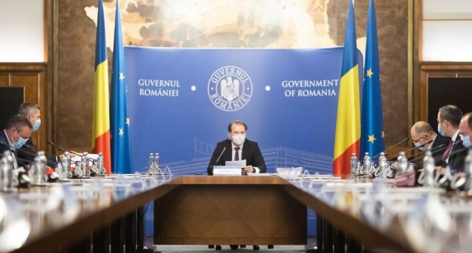 Ordonanțele pe care Guvernul le va putea emite în vacanța parlamentară: Modificarea Codului Fiscal, conversia în acțiuni a datoriilor înregistrate de companiile din industria de apărare, rectificarea bugetară