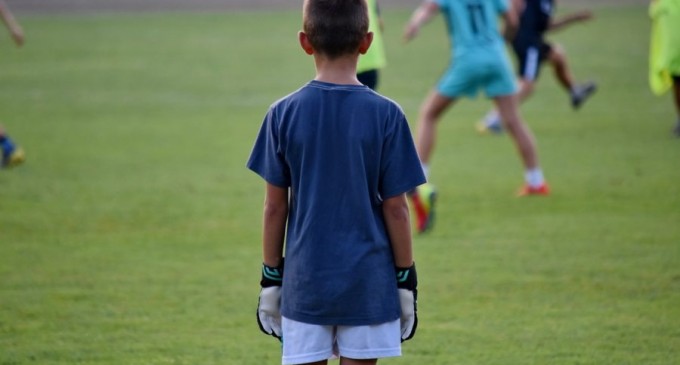 Fără mască la orele de sport în aer liber / Ce alte excepții prevede noul ordin comun – Educatie