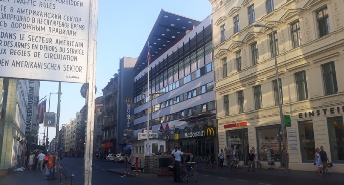 Curtea Constituțională a Germaniei a anulat plafonarea chiriilor în Berlin – International