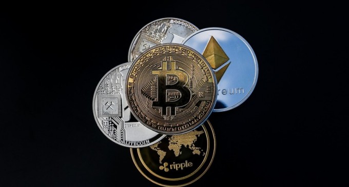 Șeful Fed a atacat iar criptomonedele: Sunt vehicule pentru speculații