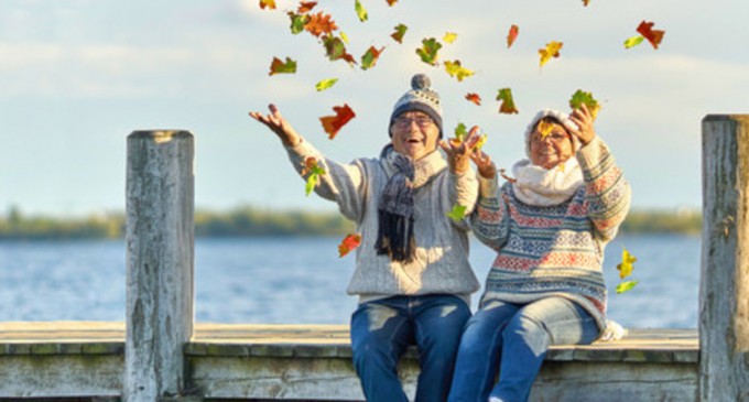 În Teleorman, la fiecare 100 de tineri avem peste 200 de seniori. Cum a ”încărunțit” România în ultimii 10 ani și cum ar putea afecta asta taxele și impozitele pe care le plătim – Finante & Banci