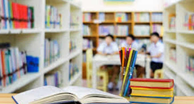 ​DEZBATERE Începe anul școlar de la 1 septembrie? Revenim la structura cu trimestre în loc de semestre? Ce spun actori din sistem – Educatie