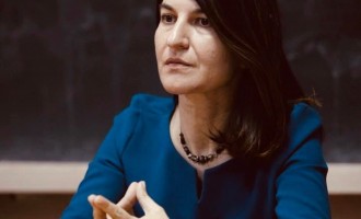 Violeta Alexandru cere ca bazele de date din sistemul public să poată fi accesate de către toți funcționarii publici – Esential