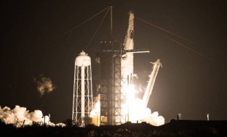 Capsula Crew Dragon Endeavour a companiei SpaceX a andocat cu succes la Stația Spațială Internațională VIDEO – Esential