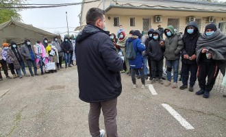 Timişoara: Un bărbat a murit şi un altul a fost grav rănit, în urma unei răfuieli între două grupuri de migranţi / Agresorii sunt căutaţi – Esential