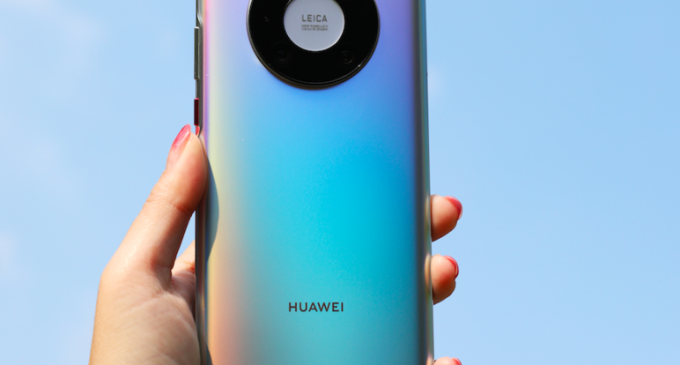 Chanel pierde în instanță cu Huawei, iar chinezii își pot înregistra marca comercială – Companii