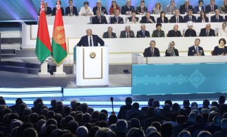 Aleksandr Lukaşenko vrea să-i transfere puterea, după moartea sa, fiului său Viktor Lukaşenko – International