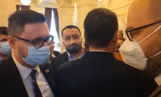 Deputatul AUR Dan Tănasă sancționat cu avertisment scris pentru ”comportament grobian şi limbaj vulgar” – Politic
