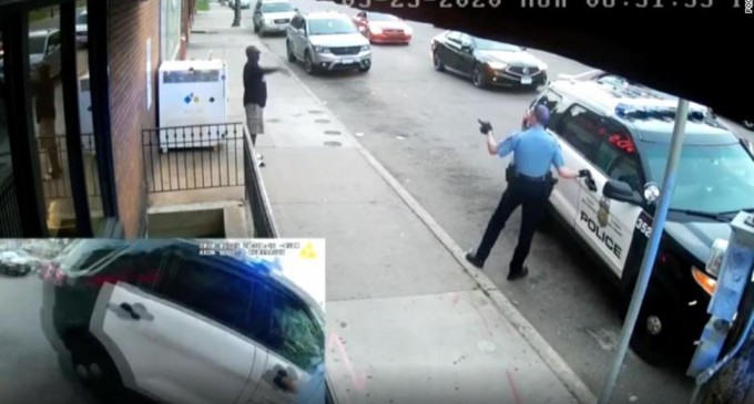SUA: Inregistrarea camerei de pe uniforma polițistului Derek Chauvin arată reacția sa imediat după ce Floyd a plecat într-o ambulanță – International