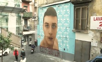 Digi24: Polemici și tensiuni în Napoli, capitala Camorrei. Se cuvine ca tinerii uciși de poliție să aibă picturi murale?