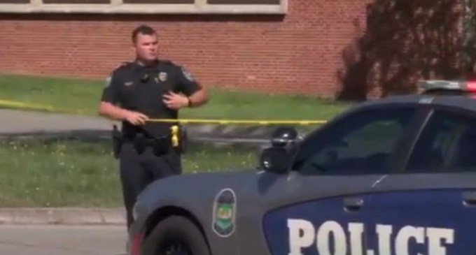 VIDEO Atac armat la un liceu din Knoxville, Tennessee, cu mai multe victime – International