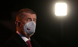 Cehia expulzează 18 diplomaţi ruşi, pentru implicare în explozia din 2014 de la un depozit de muniţii – International