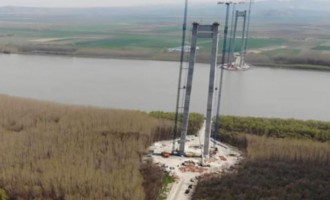 VIDEO Podul suspendat de la Brăila: Japonezii de la IHI vor începe întinderea perechii de cabluri principale – Infrastructura_Proiecte