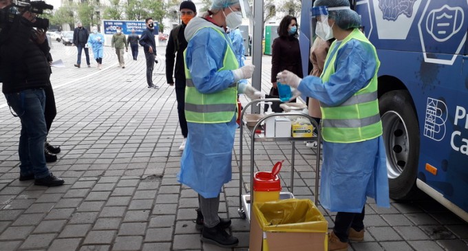 ​FOTO Markerele! Unde sunt markerele? Din culisele deschiderii primului drive- thru din Capitală – Esential