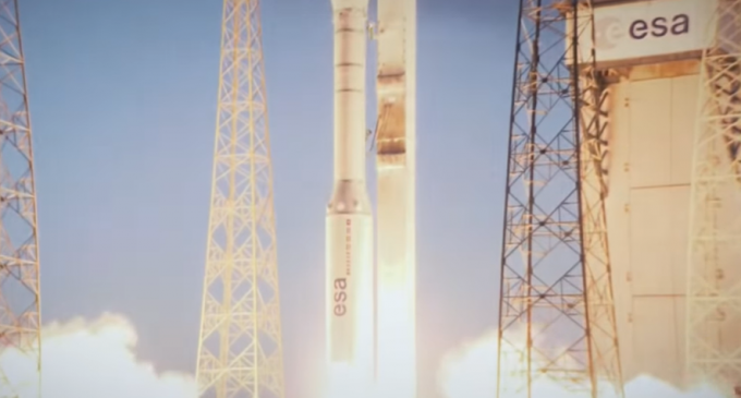 VIDEO La şase luni de la eşec, racheta Vega a plasat pe orbită mai mulţi sateliţi de observare a Terrei – Spatiul