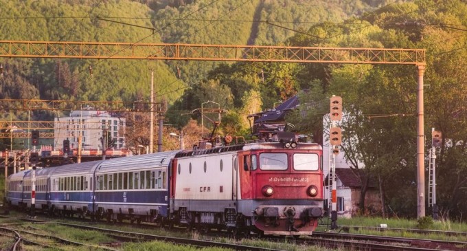 S-ar putea circula mai repede cu trenul pe 106 km din zona Vatra Dornei – Industrie Feroviara