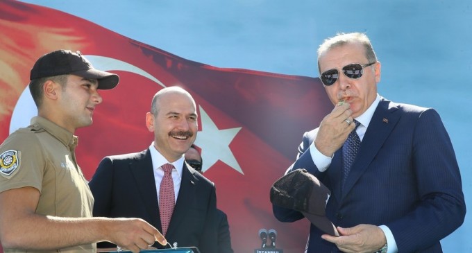 ​Turcia: Un jurnalist al agenţiei Anadolu concediat după o întrebare incomodă – International