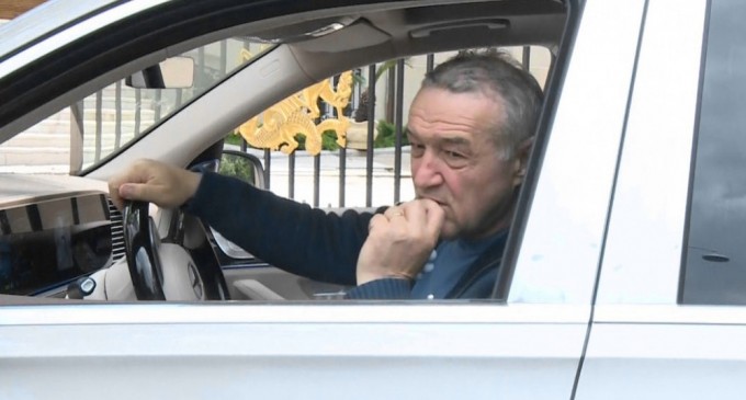 Digisport: ”Nu se compară nici cu Man, nici cu Coman, nici cu Moruțan! E genial!”. Gigi Becali a anunțat cum va reconstrui FCSB – Fotbal