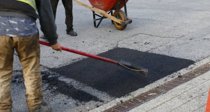 Ce avantaje si dezavantaje prezinta asfaltul?