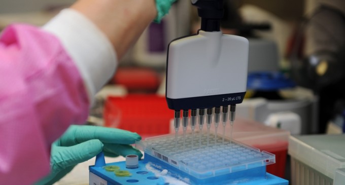 De ce unii tineri fără comorbidităţi suferă forme de COVID-19 grave și ce rol au tiparele genetice în evoluția bolii – studiu – Coronavirus