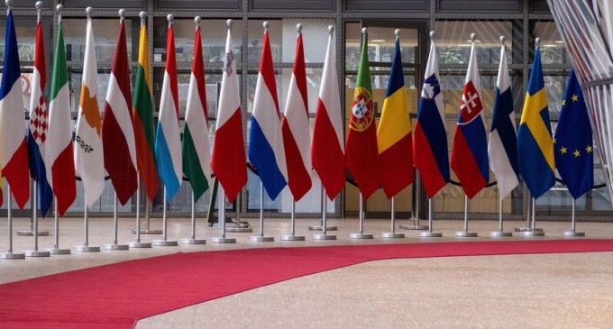 Plan de redresare: Austria și Polonia au cedat. Comisia Europeană poate să împrumute acum în numele statelor membre / 672 miliarde de euro în subvenții și împrumuturi – EuROfonduri