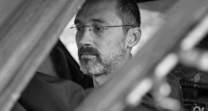 Pilotul de off-road decedat în accidentul de la Slănic Moldova este fostul campion național Adrian Cernea / Maşina a fost luată de viitură – VIDEO – Motor