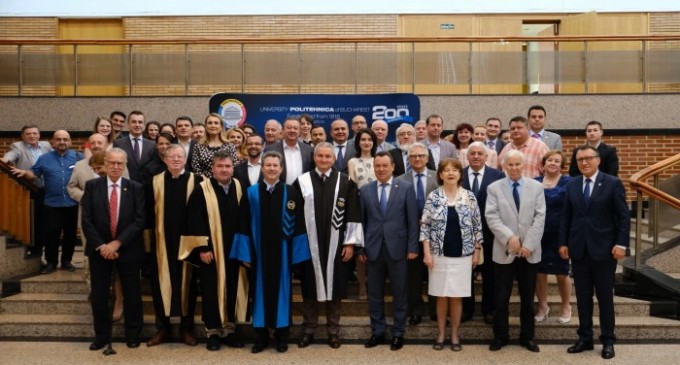 Faptul ca programul “Romania educata” este o flatulenta dospita 7 ani rezulta si din stahanovismele definite drept “tinte concrete” – Ziarul Incisiv de Prahova