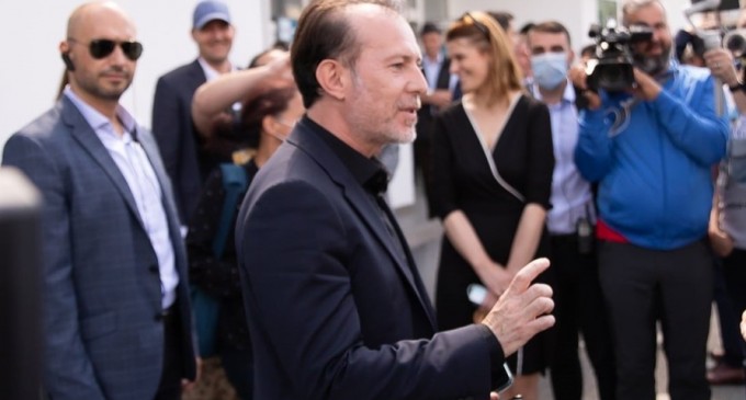 Pe cine vrea Cîțu în locul lui Nazare la ministerul de Finanțe / Pentru moment intenționează să preia el interimatul (surse) – Politic