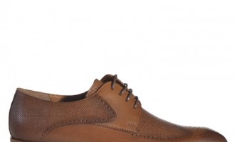 Încălțămintea bărbătească: pielea, un material care nu se demodează niciodată