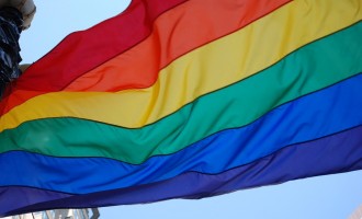 Scoția: Copiii de patru ani se pot declara de alt sex la școală fără acordul părinților / Profesorii nu au voie să-i întrebe nimic / Uniforme ”neutre de gen” – International