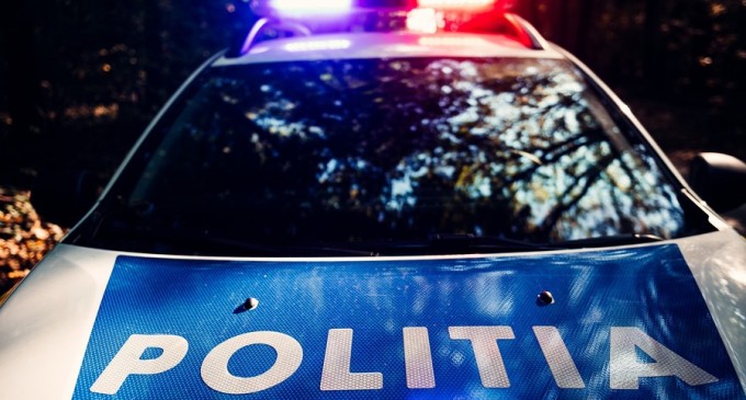 O polițistă de 25 de ani s-a împușcat în cap în baia gării Strehaia – Esential