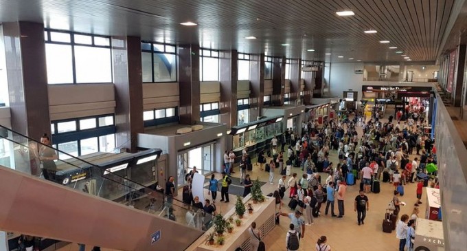 Noua listă roșie și noua listă galbenă au intrat în vigoare. Care sunt modificările și ce măsuri se iau pentru cei veniți din țările cu risc epidemiologic ridicat – Esential