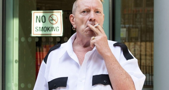 Justiția britanică a decis că Disney poate folosi muzica Sex Pistols, în pofida opoziției lui Johnny Rotten – Muzica