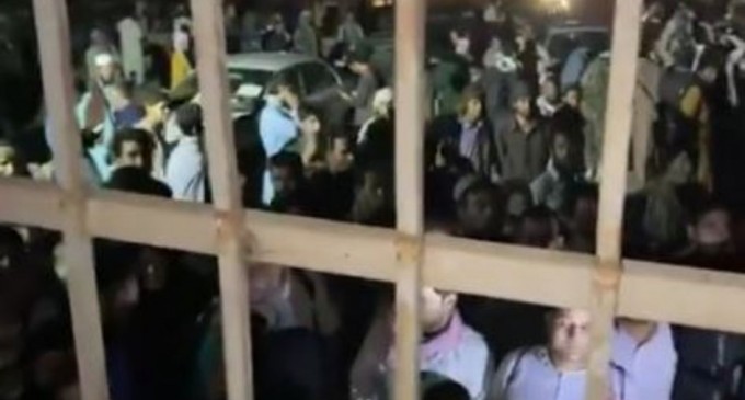 VIDEO Talibanii cuceresc oraşul Zaranj, capitala provinciei Nimroz; ONU cere o încetare a atacurilor – International