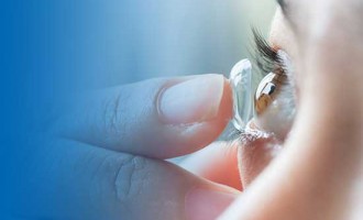 Alegerea corecta: ochelari de soare sau lentile de contact