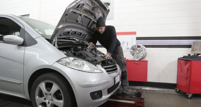 Trei servicii pe care doar cel mai bun service auto Bucuresti ti le poate oferi