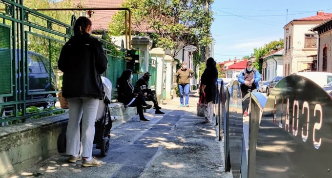 Federația Națională a Părinților cere eliminarea tezelor pe semestrul I și închiderea școlilor la rata de infectare de 6 la mie​ – Educatie