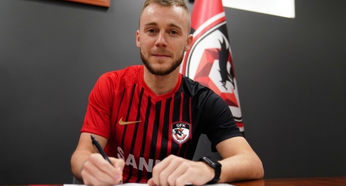 Gaziantep i-a prelungit contractul lui Alexandru Maxim: „Și-a făcut un nume datorită caracterului său” – Fotbal