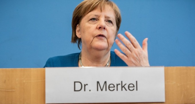 Europa caută cu dispearare un nou lider? Cine o să o înlocuiască pe Merkel: Emmanuel Macron, Mario Draghi sau Olaf Scholz? – International