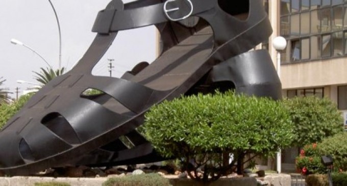 PIAȚA ARTICOLELOR DIN PIELE – CREȘTERE, TENDINȚE, IMPACT COVID-19 ȘI PREVIZIUNI (2021-2030)