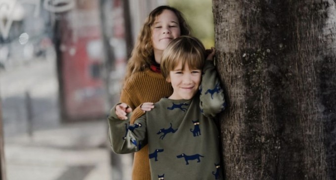 Care sunt cele mai apreciate materiale pentru hainele copiilor?