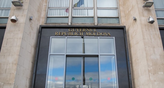 Republica Moldova își închide spațiul aerian