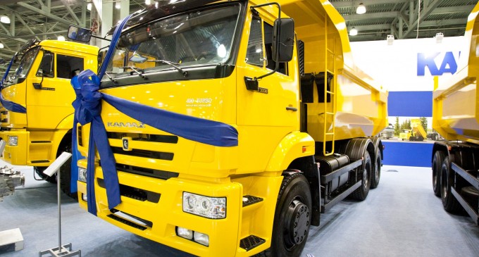 Cel mai mare producător de automobile din Rusia, Kamaz, se confruntat cu o penurie de piese din cauza sancțiunilor (presa rusă)