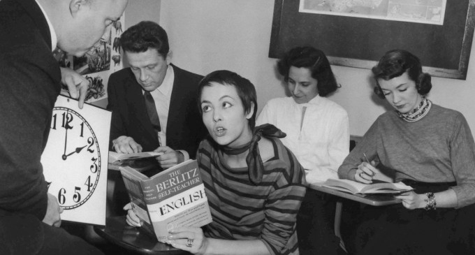 ​Charles Berlitz, CIA și Triunghiul Bermudelor