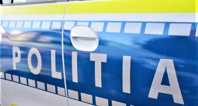 O femeie s-a aruncat de pe Casa Presei și a murit la impactul cu solul